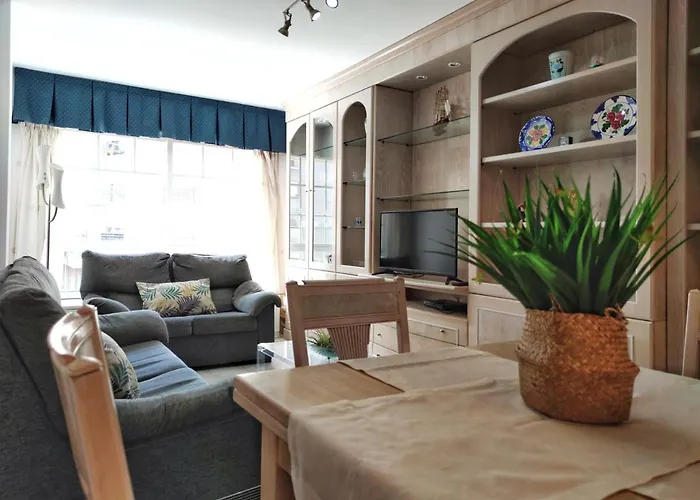 Desconectaengalicia Cesteiros, Piscina, 100m Playa Silgar Apartment